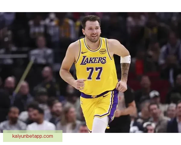 亚历山大连续137场得分20+ 实时MVP赔率高达85% 东契奇仅2.5% 亚历山大连续137场得分20+ 实时MVP赔率高达85% 东契奇仅2.5%